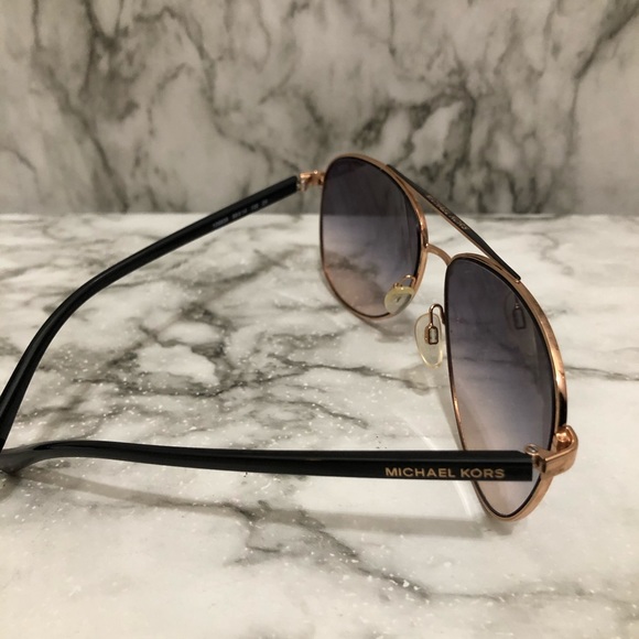 Michael Kors sunglasses W/case